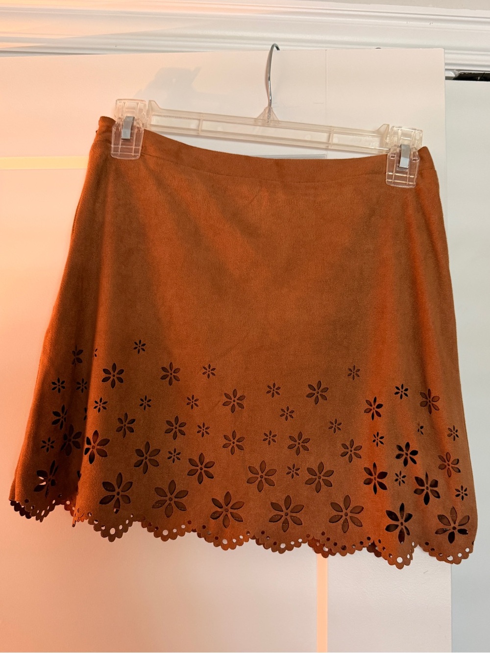 Forever 21 Faux Suede Cutout Floral A-Line Mini Skirt - Cognac